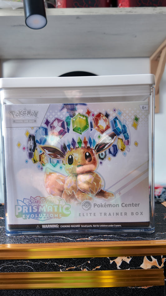 ETB Prismatic Evolutions POKEMON CENTER - Pokeiberian Coleccionables